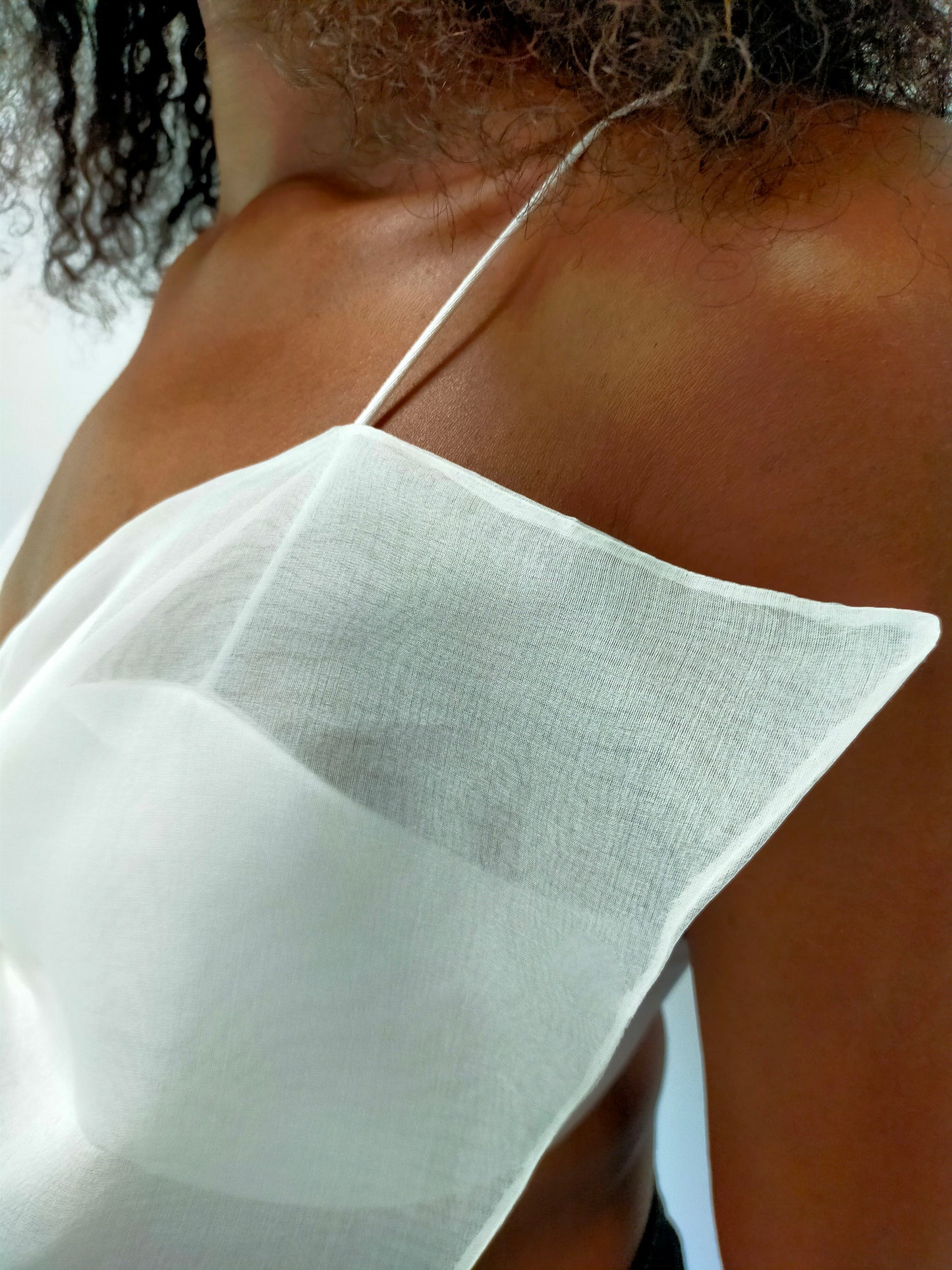 BOW BUSTIER