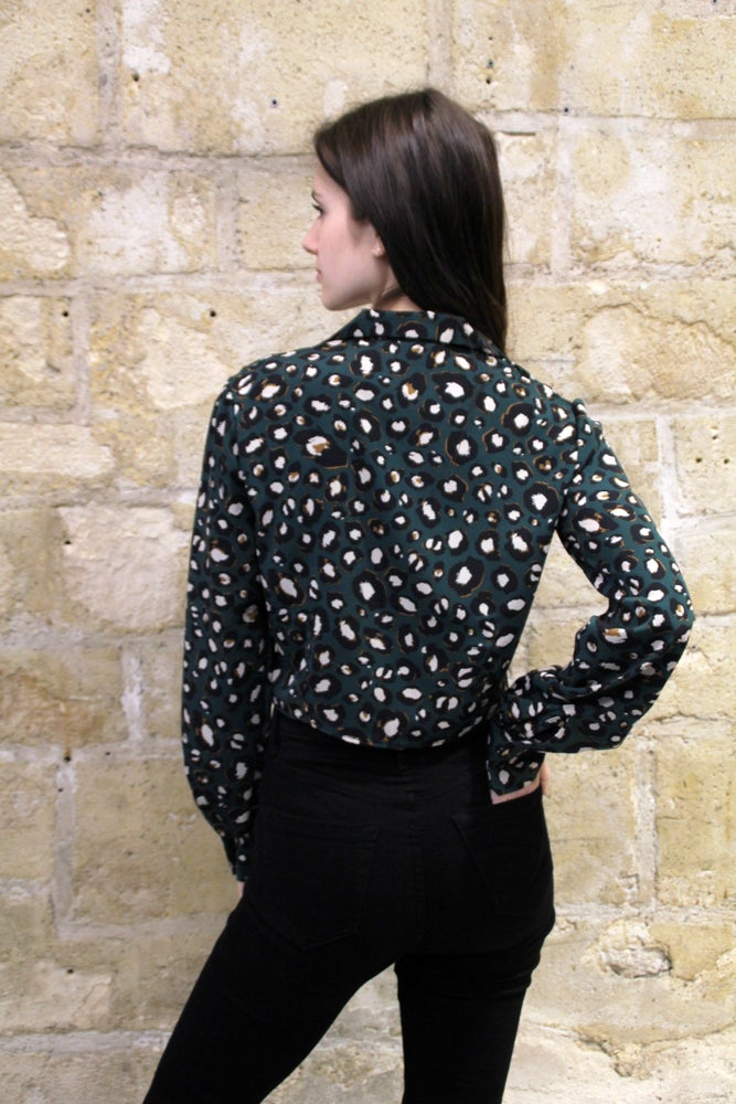 GREEN LEOPARD PRINT KNOT BLOUSE