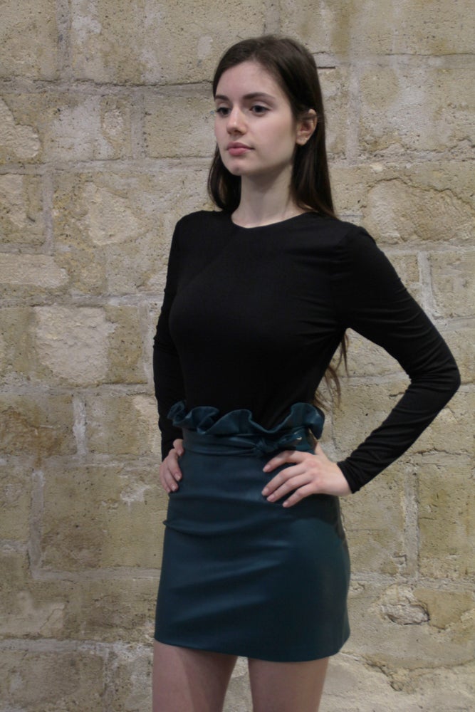 DEEP GREEN FRILLED WAIST MINI-SKIRT
